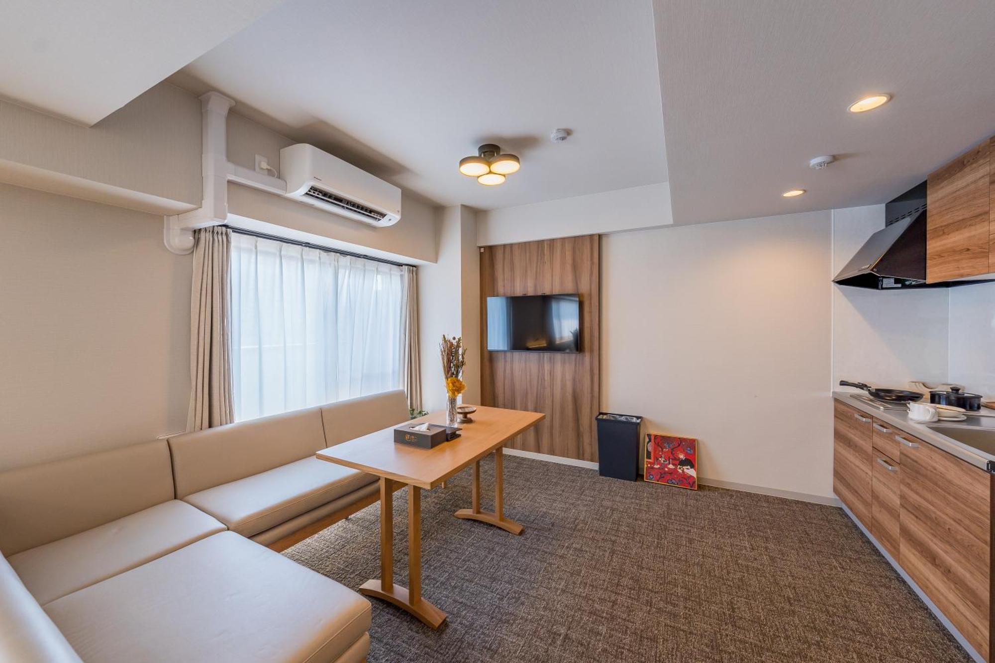 11 Namba Minami Shin-imamiya Ii Apartamento